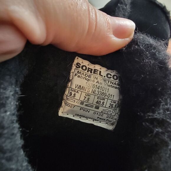 Sorel NAKISKA Black Bootie Women's Slipper size 9.5 - Picture 9 of 9